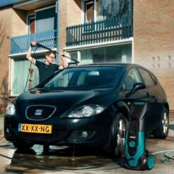 VONROC Hogedrukreiniger V18-2 1800W – 140 Bar – 420 L/h – Incl. 8m Slang, Geïntegreerde Reinigingsmiddelen Tank, Terrasreiniger, Spuitstukken En Accessoires 20 VONROC Hogedrukreiniger V18-2 1800W – 140 Bar – 420 L/h – Incl. 8m Slang, Geïntegreerde Reinigingsmiddelen Tank, Terrasreiniger, Spuitstukken En Accessoires -Tuingereedschaps Winkel 1200x1200 128