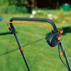 GARDENA EVC 1000 Verticuteermachine - Werkbreedte 30 Cm - Werkgebied 600m2 -Tuingereedschaps Winkel 1200x1200 344