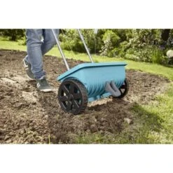 GARDENA - Strooiwagen L - Strooikar - 400m2 - 12.5 Liter -Tuingereedschaps Winkel 1200x1200 412