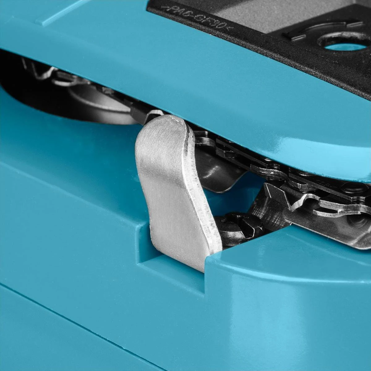 Makita DUC254Z 18V Li-Ion Accu Kettingzaag Body - 25 Cm 6 Makita DUC254Z 18V Li-Ion Accu Kettingzaag Body - 25 Cm - Afbeelding 4