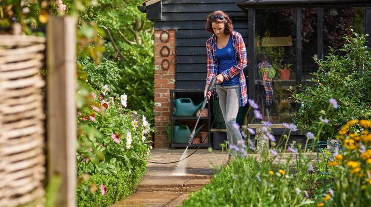 Bosch Universal Aquatak 135 Hogedrukreiniger - Op Snoer - 1900 W - 135 Bar 20 Bosch Universal Aquatak 135 Hogedrukreiniger - Op Snoer - 1900 W - 135 Bar - Afbeelding 18