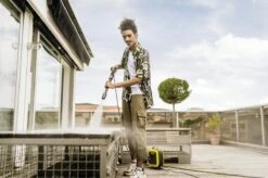 Kärcher K Mini Hogedrukreiniger - 1400W - 110 Bar - 20 M²/h - Licht En Compact 25 Kärcher K Mini Hogedrukreiniger - 1400W - 110 Bar - 20 M²/h - Licht En Compact -Tuingereedschaps Winkel 1200x798 4