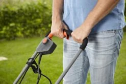 GARDENA - Powermax 32 - Grasmaaier (gemotoriseerd) - Maaibreedte 32 Cm - Gazons Tot 200 M2 -Tuingereedschaps Winkel 1200x799 125