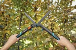 GARDENA - 2 In 1 EnergyCut Heggenschaar - 2.5x Meer Kracht - Totale Lengte 60 Cm -Tuingereedschaps Winkel 1200x799 94