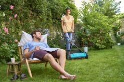 GARDENA - Kooimesmaaier 400 - Grasmaaier - Maaibreedte 40 Cm - Gazons Tot Ca. 200m² 18 GARDENA - Kooimesmaaier 400 - Grasmaaier - Maaibreedte 40 Cm - Gazons Tot Ca. 200m² -Tuingereedschaps Winkel 1200x800 257