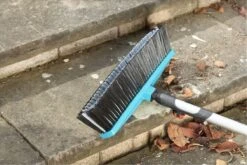 GARDENA Combi System Straatbezem - Aanbevolen Steellengte 130-150 Cm -Tuingereedschaps Winkel 1200x800 287