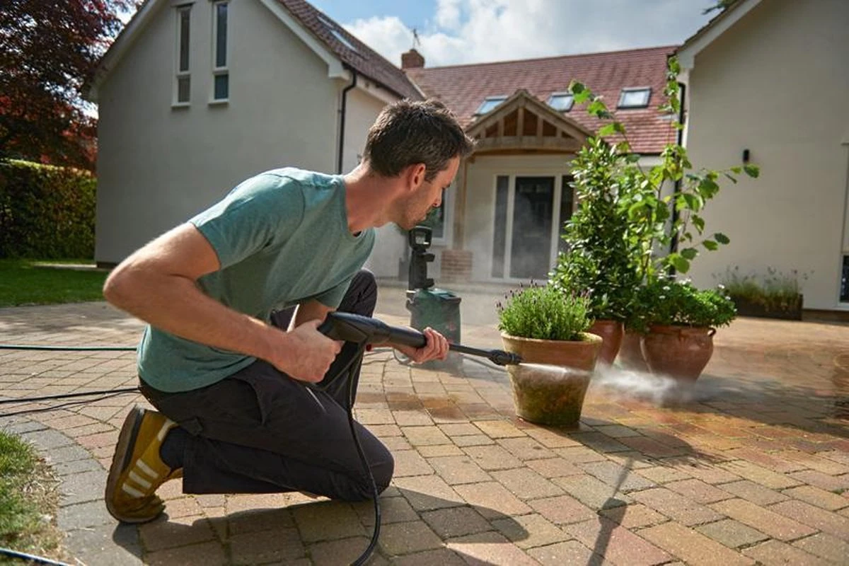 Bosch Universal Aquatak 135 Hogedrukreiniger - Op Snoer - 1900 W - 135 Bar 12 Bosch Universal Aquatak 135 Hogedrukreiniger - Op Snoer - 1900 W - 135 Bar - Afbeelding 10