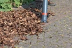 WOLF-Garten Elektrische Bladblazer LBV 2600 E - Motor 2600 Watt - Opvangzak 50 Liter - Reductie Ratio 10:1 25 WOLF-Garten Elektrische Bladblazer LBV 2600 E - Motor 2600 Watt - Opvangzak 50 Liter - Reductie Ratio 10:1 -Tuingereedschaps Winkel 1200x805