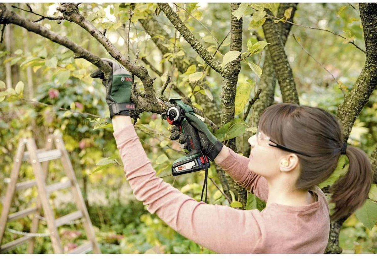 Bosch Advancedcut 18 Minikettingzaag - Zonder 18 V Accu En Lader 6 Bosch Advancedcut 18 Minikettingzaag - Zonder 18 V Accu En Lader - Afbeelding 4