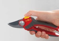 WOLF-Garten Snoeischaar "Premium Plus" RR 4000 - Max. Knipdiameter 22 Mm - Links- En Rechtshandige - Softinleg Handgreep - Snijhoek 30° - Voor Grote Handen - Vervangbare Messen -Tuingereedschaps Winkel 1200x840 1