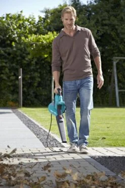 GARDENA ErgoJet 3000 Bladblazer - 3000W - Incl. 45l - Met Opvangzak -Tuingereedschaps Winkel 799x1200