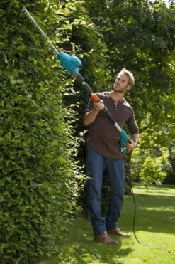 GARDENA - Telescopische THS 500/48 - Heggenschaar (gemotoriseerd) - 48 Cm Meslengte - 25 Mm Tandmes Opening 18 GARDENA - Telescopische THS 500/48 - Heggenschaar (gemotoriseerd) - 48 Cm Meslengte - 25 Mm Tandmes Opening -Tuingereedschaps Winkel 800x1200 24