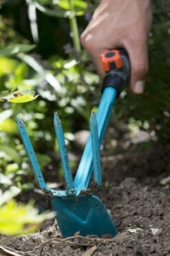 GARDENA Combisystem Tuinhak - Werkbreedte 6,5cm - 25 Jaar Garantie 19 GARDENA Combisystem Tuinhak - Werkbreedte 6,5cm - 25 Jaar Garantie -Tuingereedschaps Winkel 800x1200 53