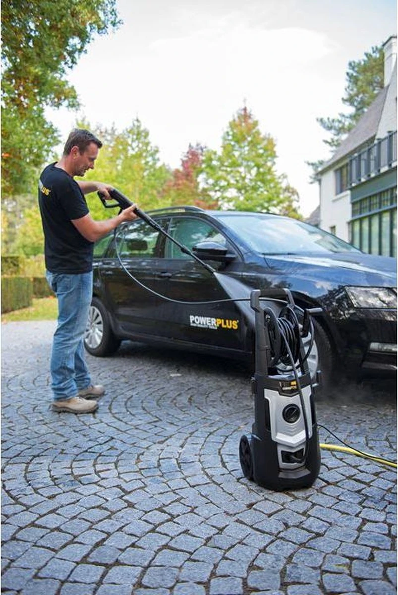 Powerplus POWXG90410 Hogedrukreiniger - 1800W - Max. 140 Bar - 420 L/h - Incl. 8m Slang, Terrasreiniger En Accessoires - Reiniger Voor Auto, Fiets En Meubelen 6 Powerplus POWXG90410 Hogedrukreiniger - 1800W - Max. 140 Bar - 420 L/h - Incl. 8m Slang, Terrasreiniger En Accessoires - Reiniger Voor Auto, Fiets En Meubelen - Afbeelding 4
